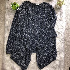 2/$30 ALL ITEMS WILL BE GONE BEFORE HOLIDAY AND NEGOTIABLE/BUY NOW! Cardigan